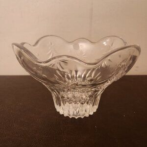 Mikasa Christmas Night Clear Crystal  (Tree / Star) - Preowned